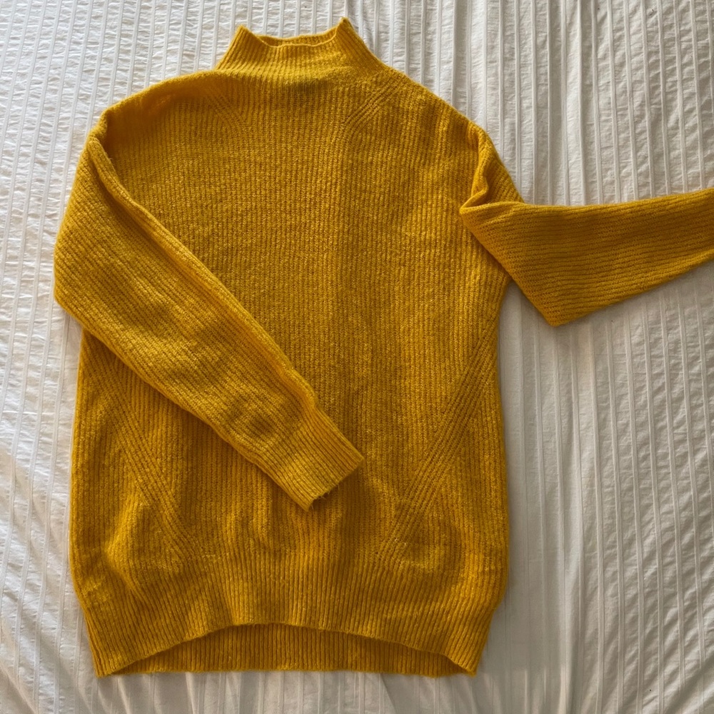 EXPRESS Mustard Sweater